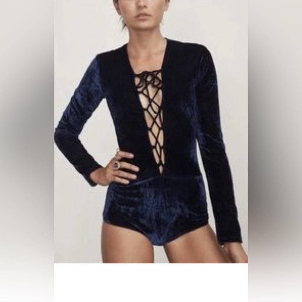Reformation Womens Size s Moss Green Velvet Avalon Long Sleeve Bodysuit - Picture 3 of 7
